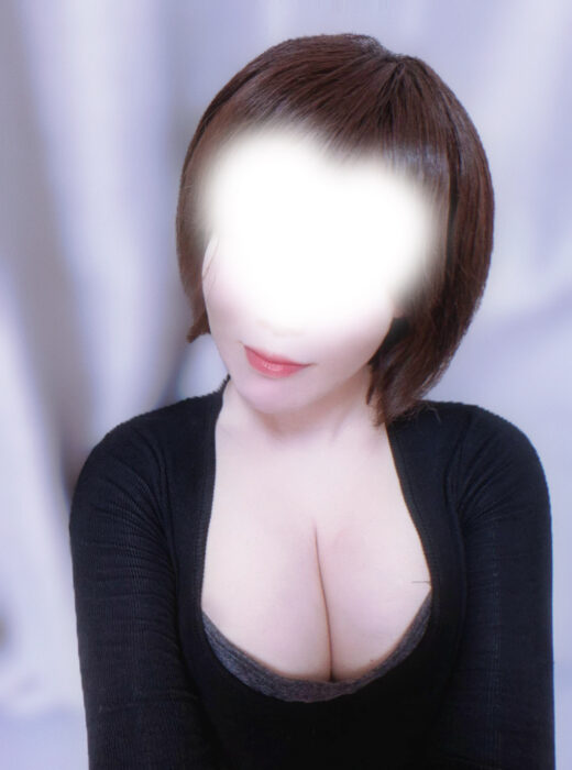 椿えま